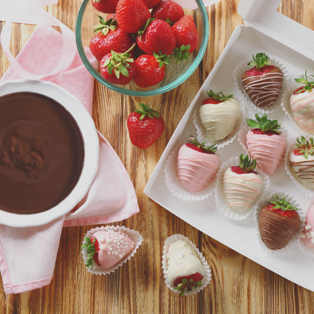 CLEAN CHOCOLATE-DIPPED STRAWBERRIES